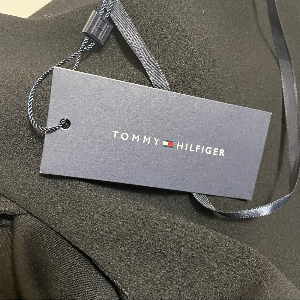 NWT New $129 Tommy Hilfiger Sleeveless Black White Dress Size 8 - Picture 9 of 9